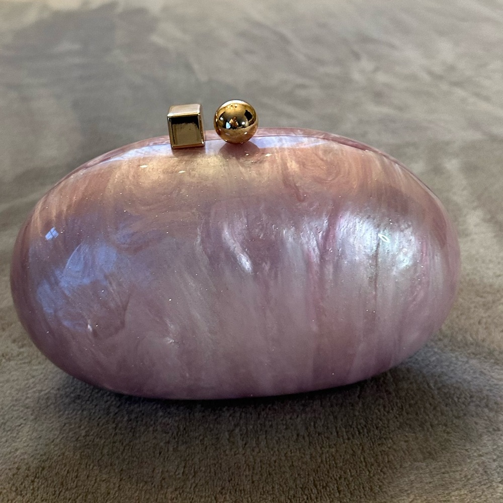 Pink pearl clutch